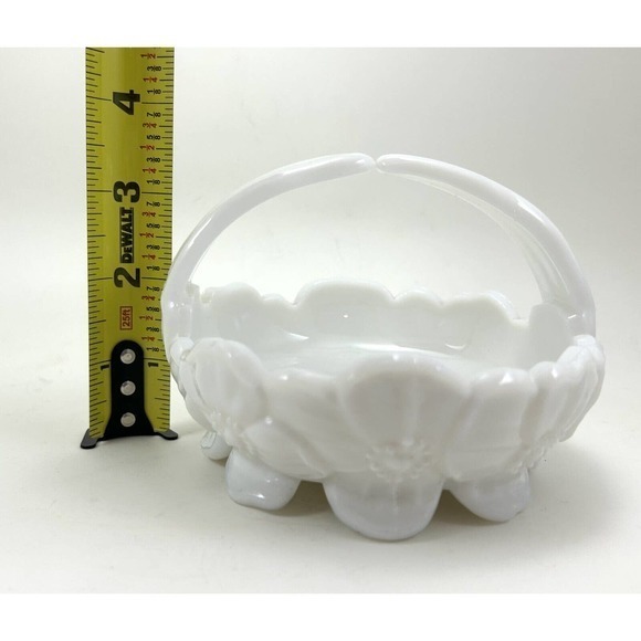 Vintage Westmoreland Milk Glass Split Handle Pansy Basket Candy Dish Trinket MCM - Picture 10 of 11